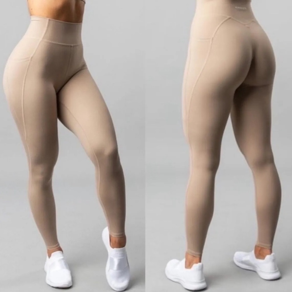 Alphalete alphalux legging